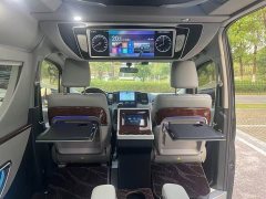 Toyota HIACE 3.5L Automatic 7-Seater - ფოტო 19