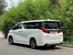 Toyota Alphard 2021 Hybrid 2.5L Premium Edition - ფოტო 10