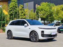 Li Auto L6 Pro Smart Refresh Edition - ფოტო 3