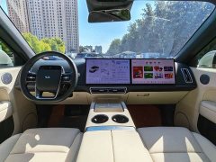 Li Auto L6 Pro Smart Refresh Edition - ფოტო 4