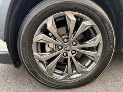 Toyota RAV4 2.0L CVT FWD 20th Anniversary Platinum Edition - ფოტო 14