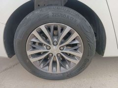 Buick GL8 ES Luxe Enjoyment Edition - ფოტო 9
