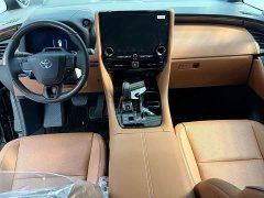 Toyota Alphard 2.5L Premium Gold Edition - ფოტო 12