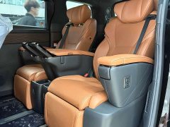 Toyota Alphard 2.5L Premium Gold Edition - ფოტო 18