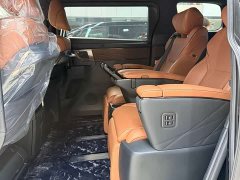 Toyota Alphard 2.5L Premium Gold Edition - ფოტო 19