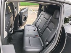 Tesla Model Y Rear-Wheel Drive - ფოტო 8
