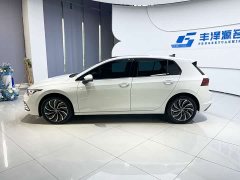 Volkswagen Golf 2021 280TSI DSG Pro - ფოტო 3