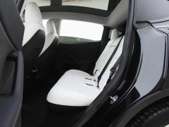 Tesla Model Y Rear-Wheel Drive - ფოტო 8