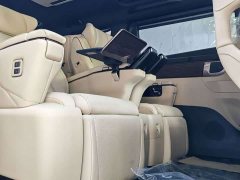 Toyota Alphard Hybrid 2.5L Premium Gold Edition - ფოტო 13