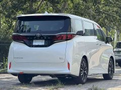 Toyota Alphard Hybrid 2.5L Premium Gold Edition - ფოტო 4