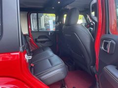 Jeep Wrangler 2024 2.0T Sahara Four-Door - ფოტო 9
