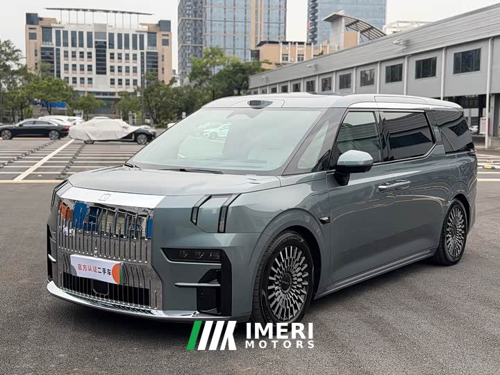 Zeekr 009 Six-Seat Executive AWD 108kWh