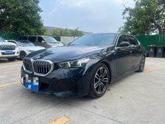 BMW 5 Series 530Li Premier M Sport Package - ფოტო 1