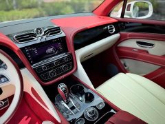 Bentley Bentayga 4.0T V8 - ფოტო 10