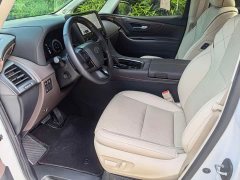 Toyota Alphard Hybrid 2.5L Premium Edition - ფოტო 4