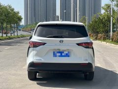 Toyota Sienna 2.5L Hybrid Comfort Edition - ფოტო 8