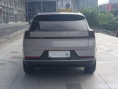 Volvo XC70 Plug-in Hybrid 2026 Two-Wheel Drive Long Range Core - ფოტო 7
