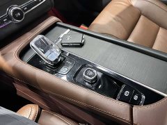 Volvo XC90 Plug-in Hybrid 2022 E Drive Hybrid T8 Intelligent Luxury Edition 7-Seater - ფოტო 9