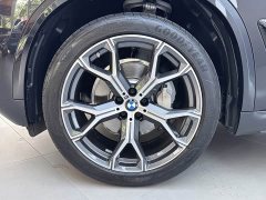 BMW X5 xDrive 30Li M Sport Exclusive Night Edition Package - ფოტო 17