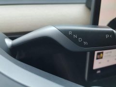 Tesla Model Y Long Range All-Wheel Drive - ფოტო 16