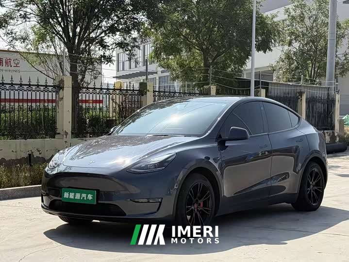 Tesla Model Y Long Range All-Wheel Drive - ავტომობილი ჩინეთიდან