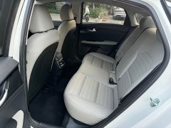 Kia K3 2023 1.5L CVT Luxury Edition - ფოტო 4