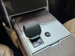 Land Rover Range Rover 3.0L V6 400PS Extended Wheelbase Prestige Edition - ფოტო 10