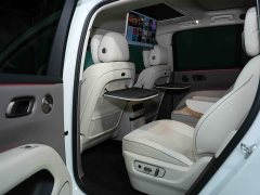 Li Auto i8 Standard Edition - ფოტო 7