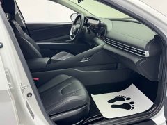Hyundai Elantra 1.5L CVT Luxury - ფოტო 14