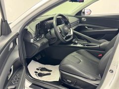 Hyundai Elantra 1.5L CVT Luxury - ფოტო 7