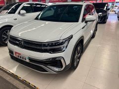 Volkswagen Touareg 300TSI Two-Wheel Drive Moonlight Edition - ფოტო 1