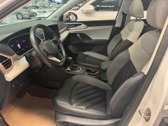 Volkswagen Touareg 300TSI Two-Wheel Drive Moonlight Edition - ფოტო 5