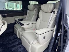 Toyota Vellfire Crown Hybrid 2.5L Executive Premier Edition - ფოტო 5