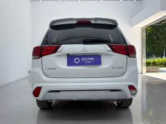 Mitsubishi Outlander 2.0L FWD Comfort 5-Seater - photo 5