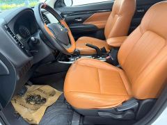 Mitsubishi Outlander 2.0L FWD Comfort 5-Seater - photo 9