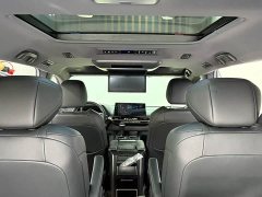 Toyota Sienna 2.5L Hybrid Platinum Edition - ფოტო 2