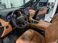 Toyota Vellfire Crown Hybrid 2.5L Executive Premier Edition - ფოტო 4