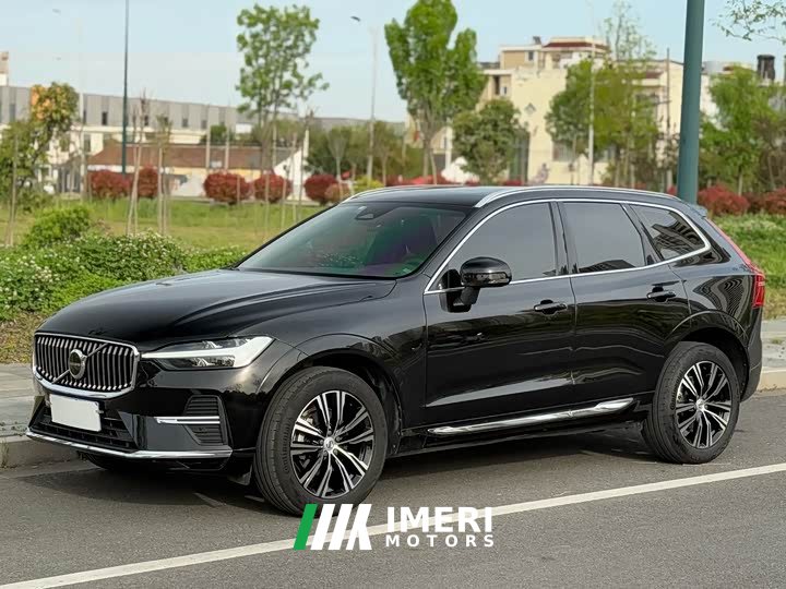 Volvo XC60 2022 B5 four-wheel drive Zhiyuan Deluxe Edition - ავტომობილი ჩინეთიდან