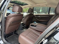 BMW 5 Series Facelift 530Li Luxury Edition Premium Package - ფოტო 8