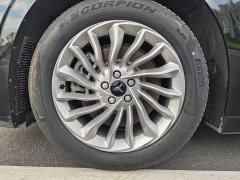 Voyah Dream PHEV Extended Range Luxury Edition - ფოტო 5