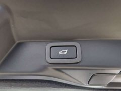 Land Rover Range Rover Sport New Energy P400e SE - ფოტო 17