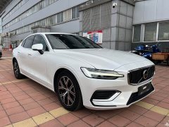 Volvo S60 B4 Smart Luxury Edition - ფოტო 3