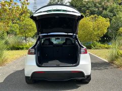 Tesla Model Y 2023 Rear-Wheel Drive - ფოტო 18