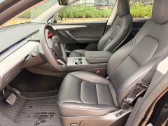Tesla Model Y Rear-Wheel Drive - ფოტო 9