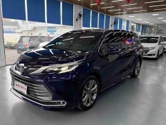 Toyota Sienna 2.5L Hybrid Premium Edition - ფოტო 1