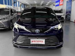 Toyota Sienna 2.5L Hybrid Premium Edition - ფოტო 2