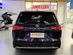 Toyota Sienna 2.5L Hybrid Premium Edition - ფოტო 8