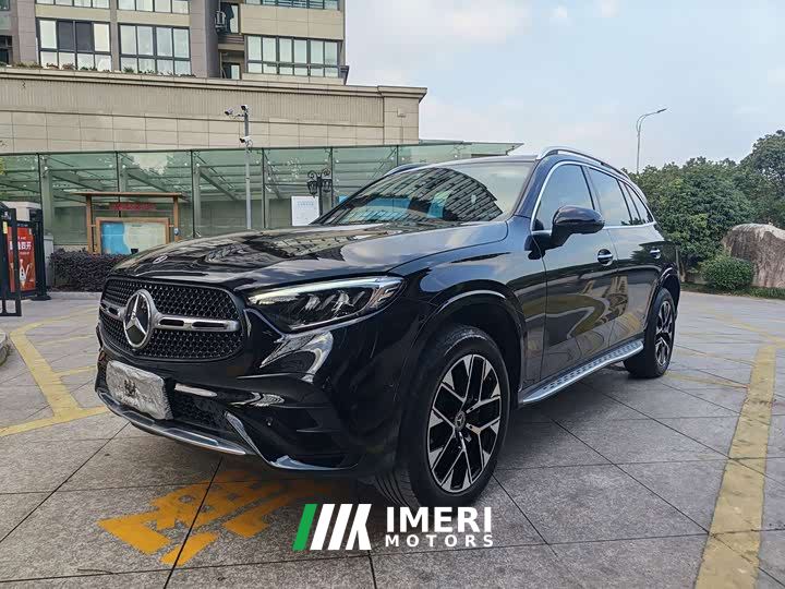 Mercedes-Benz GLC 260 L 4MATIC Luxury 7-Seater