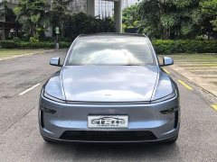 Tesla Model Y Rear-Wheel Drive - ფოტო 2