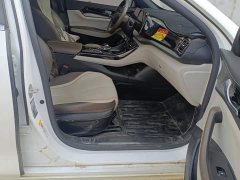 BYD Qin PLUS Champion Edition DM-i 120KM Leading - ფოტო 8